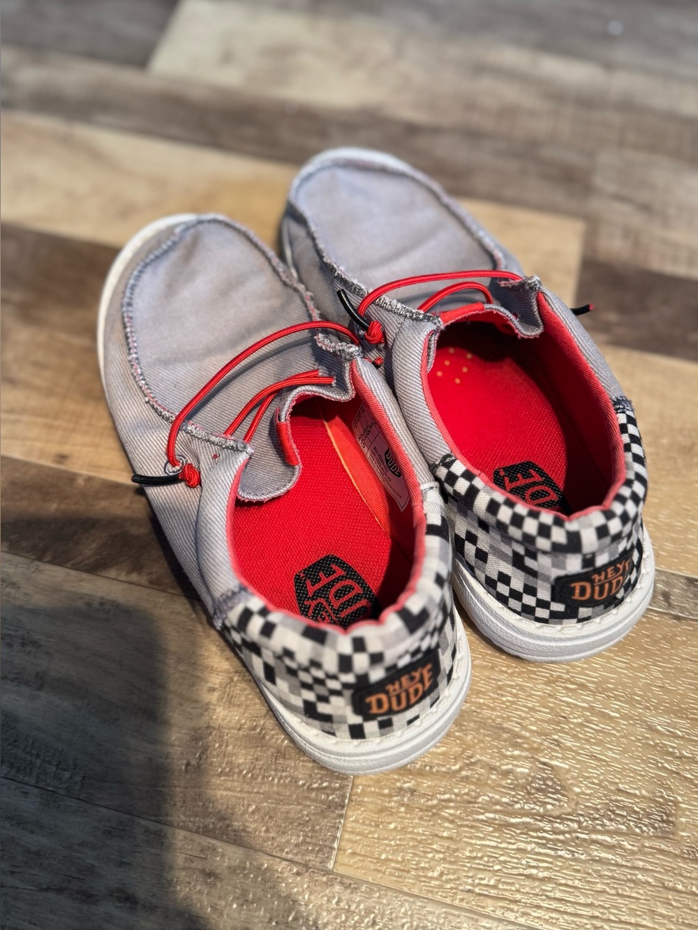 Hey Dude Kids Grey Slip-On Sneakers Red Checkered Heel size 3